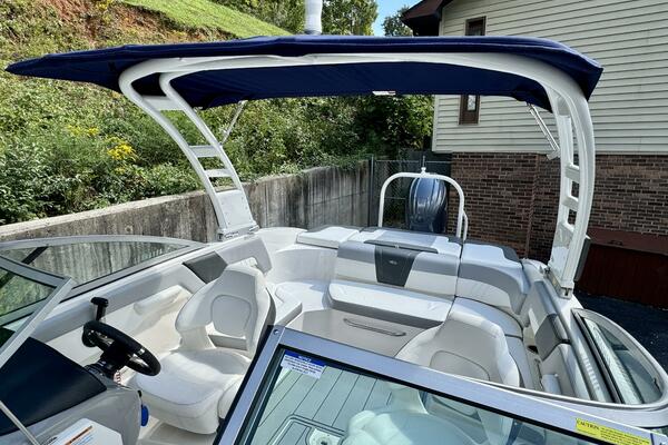 23ft Chaparral Yacht For Sale