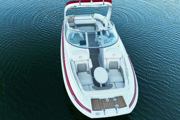 Photo of the 2016 Crownline Eclipse E4