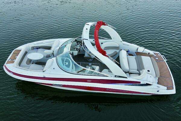 Photo of the 2016 Crownline Eclipse E4