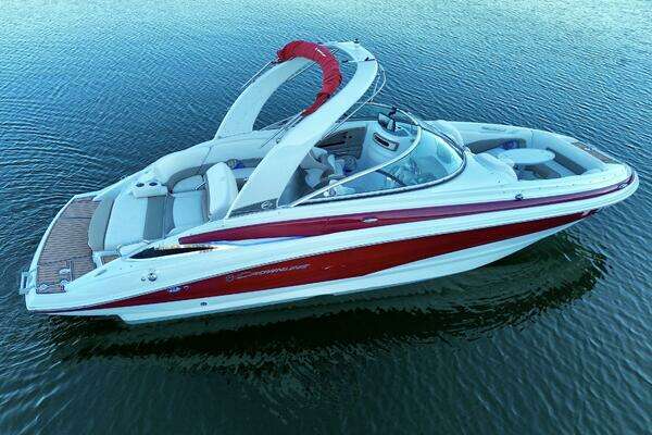 Photo of the 2016 Crownline Eclipse E4