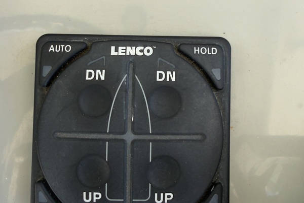 Boomer 35ft Boston Whaler Yacht For Sale