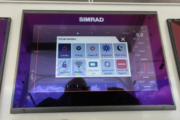 2016 Boston Whaler 19