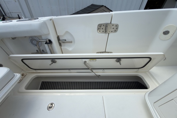 Boomer 35ft Boston Whaler Yacht For Sale