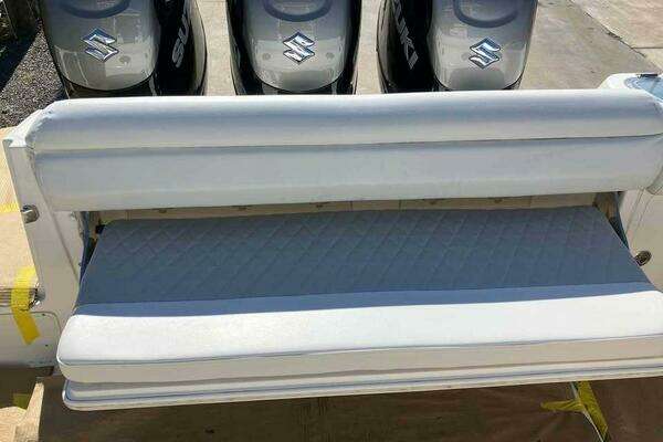 2016 Boston Whaler 19