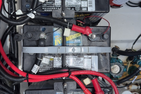 2016 Boston Whaler 19