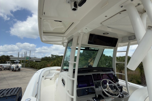 2016 Boston Whaler 19