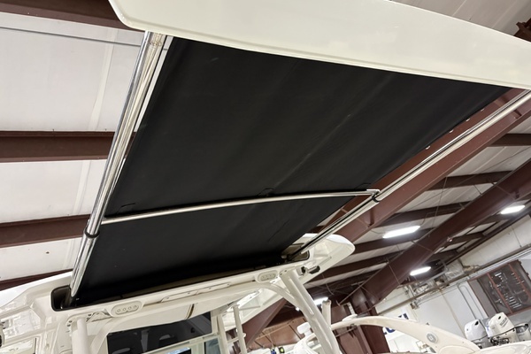 2016 Boston Whaler 19