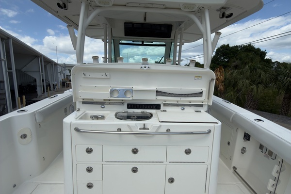 2016 Boston Whaler 19