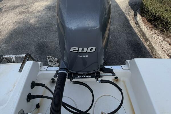 21ft Robalo Yacht For Sale