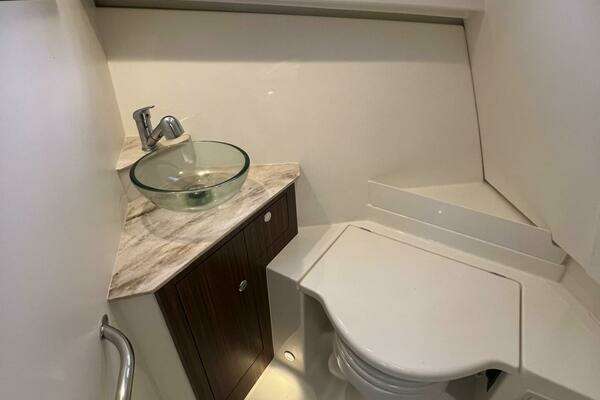 Pursuit 325 OS Yacht For Sale