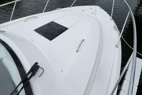 Pursuit 34 AUDACIOUS - Exterior