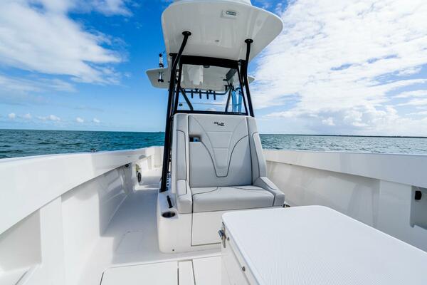 32ft SeaVee Yacht For Sale