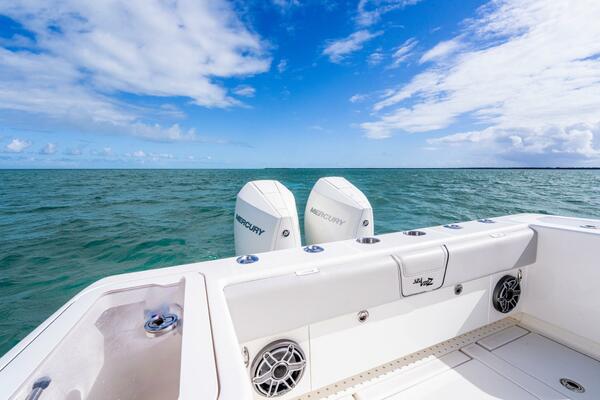 32ft SeaVee Yacht For Sale