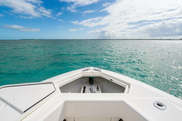 32ft SeaVee Yacht For Sale