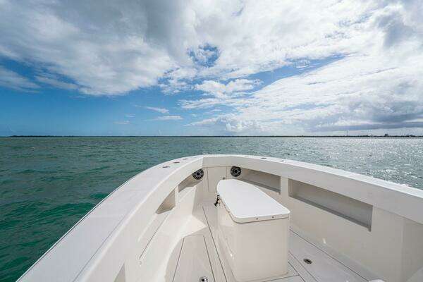 SeaVee 322z Yacht For Sale