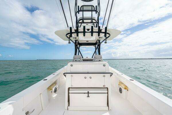 SeaVee 322z Yacht For Sale