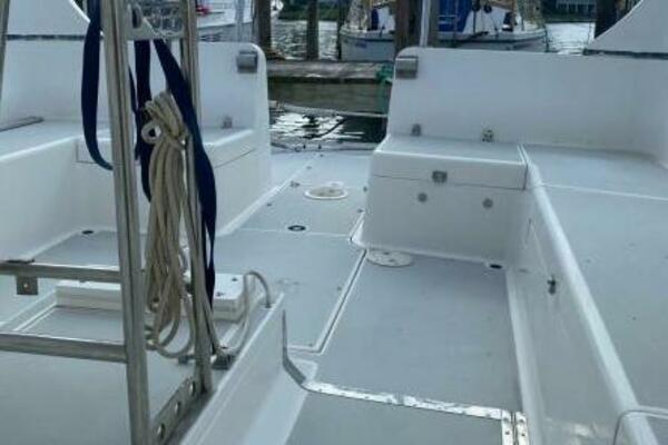 1991 Tillotson-Pearson Manta