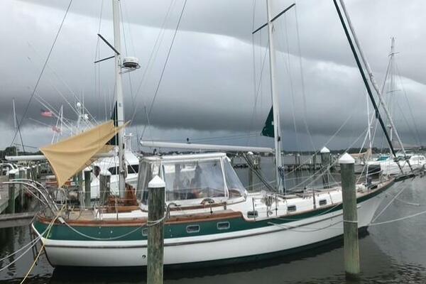 Scotch Bonnet 42ft Bluewater Yachts Yacht For Sale