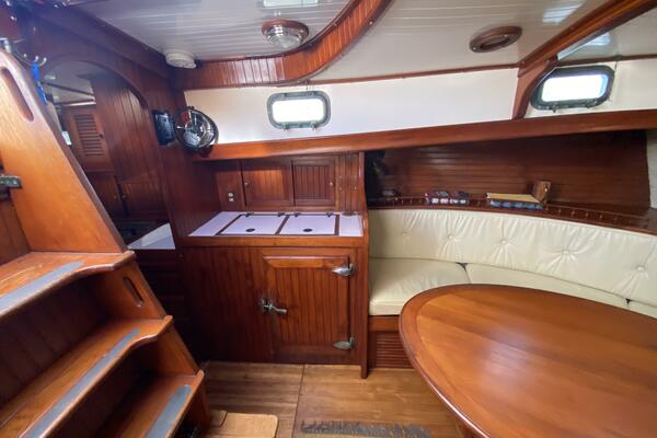Scotch Bonnet 42ft Bluewater Yachts Yacht For Sale