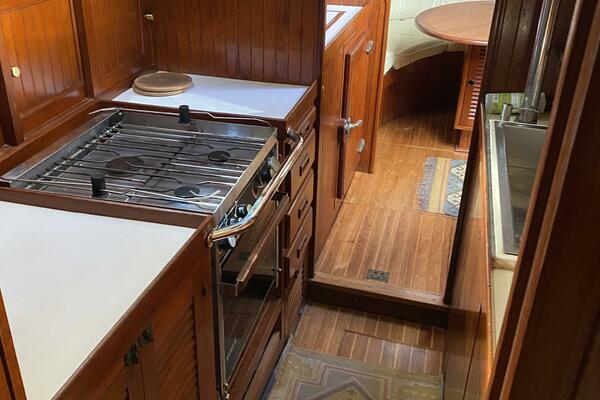 Scotch Bonnet 42ft Bluewater Yachts Yacht For Sale