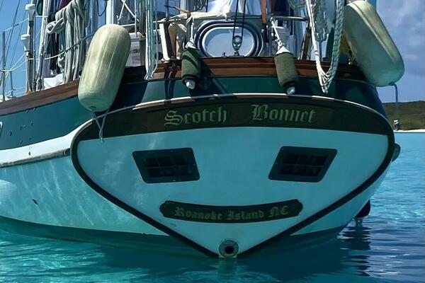 Scotch Bonnet 42ft Bluewater Yachts Yacht For Sale