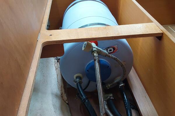 Xaron 45ft Jeanneau Yacht For Sale