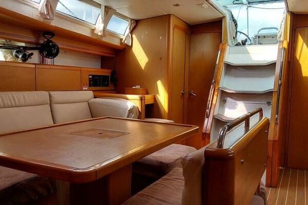 Xaron 45ft Jeanneau Yacht For Sale