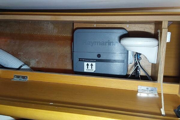 Xaron 45ft Jeanneau Yacht For Sale