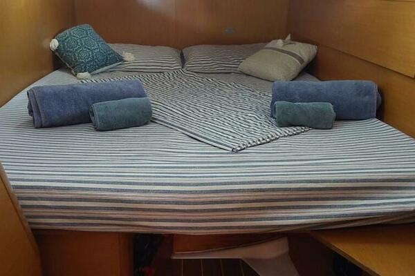 Xaron 45ft Jeanneau Yacht For Sale