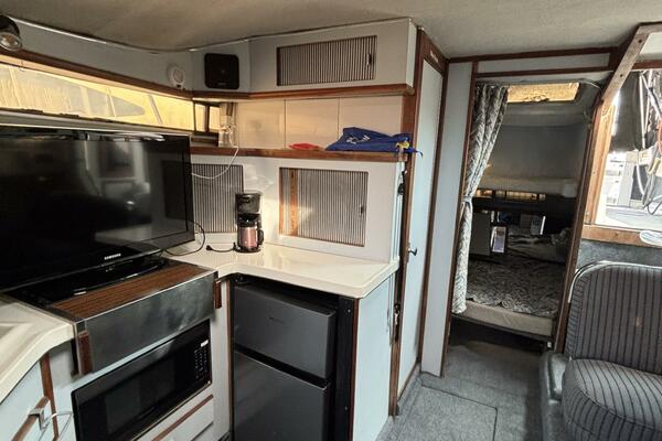 34ft Sea Ray Yacht For Sale