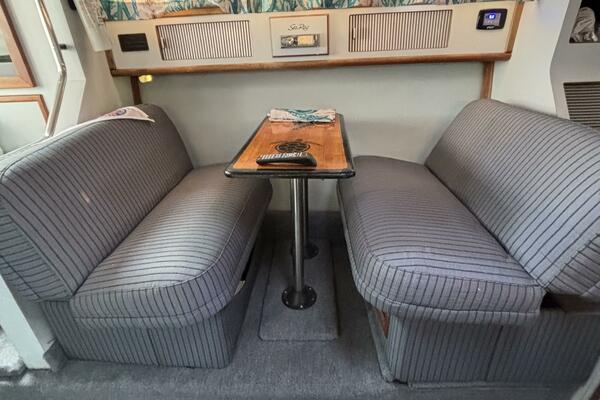 34ft Sea Ray Yacht For Sale