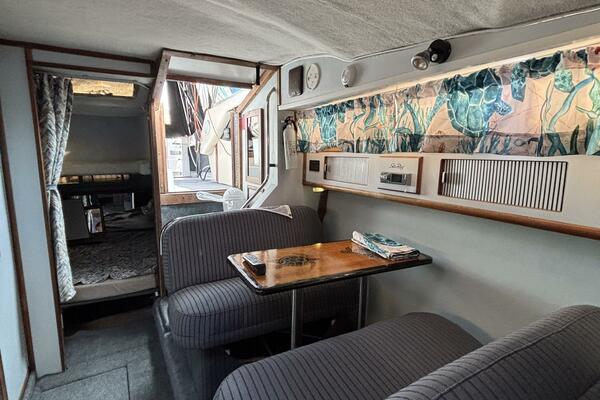 34ft Sea Ray Yacht For Sale