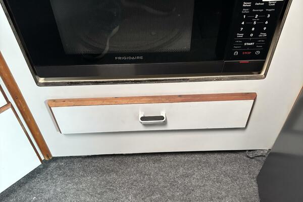 34ft Sea Ray Yacht For Sale