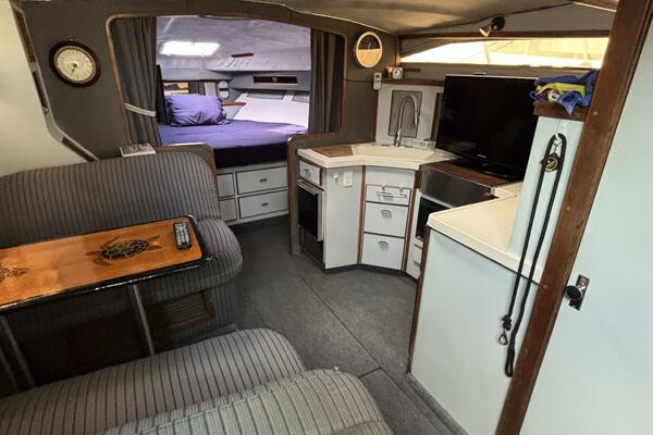 34ft Sea Ray Yacht For Sale