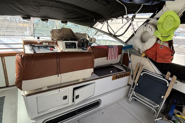 34ft Sea Ray Yacht For Sale