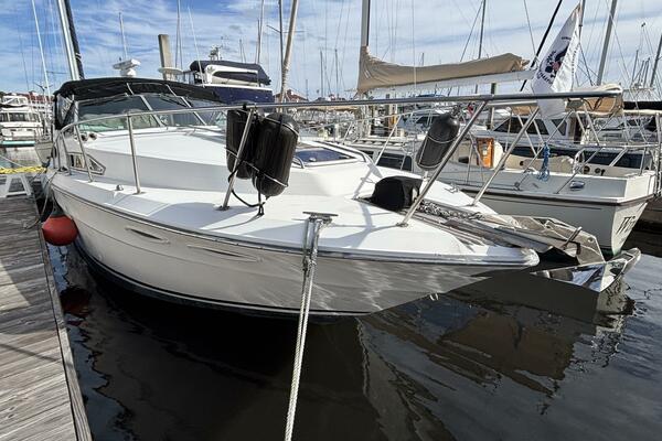 34ft Sea Ray Yacht For Sale
