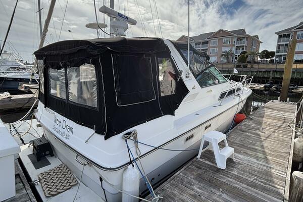 34ft Sea Ray Yacht For Sale