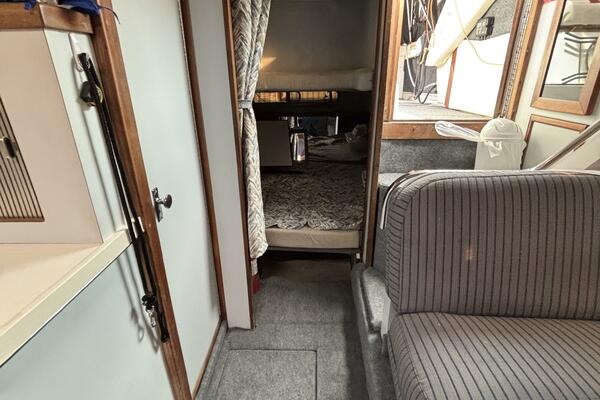 34ft Sea Ray Yacht For Sale