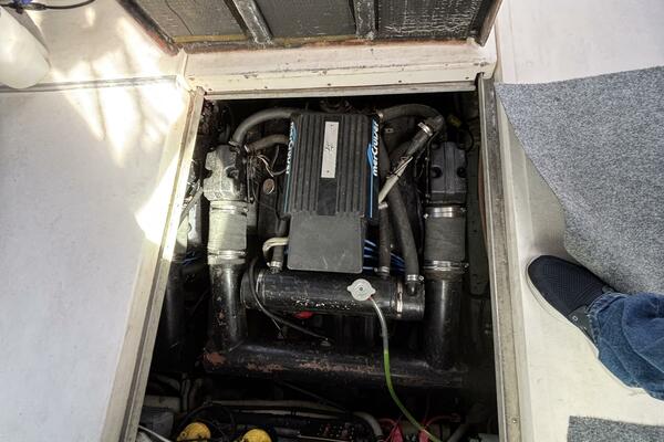 34ft Sea Ray Yacht For Sale