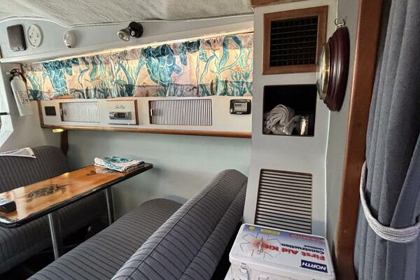 34ft Sea Ray Yacht For Sale