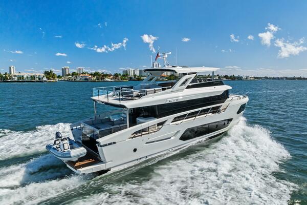 Fantasy Girl 75ft Absolute Yacht For Sale