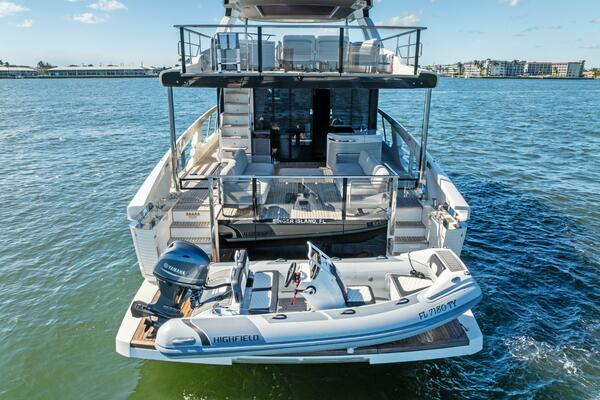 Fantasy Girl 75ft Absolute Yacht For Sale