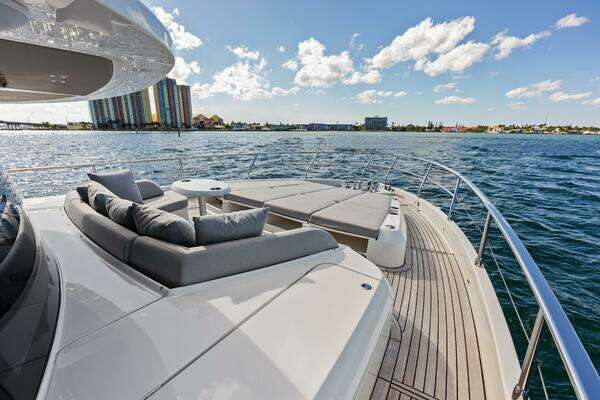 Absolute 75 Navetta Yacht For Sale