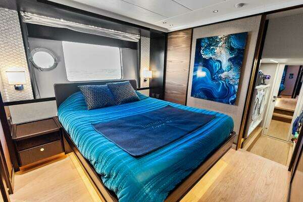 Absolute 75 Navetta Yacht For Sale