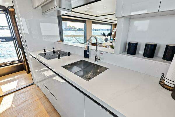 Absolute 75 Navetta Yacht For Sale