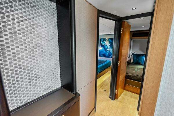 Absolute 75 Navetta Yacht For Sale