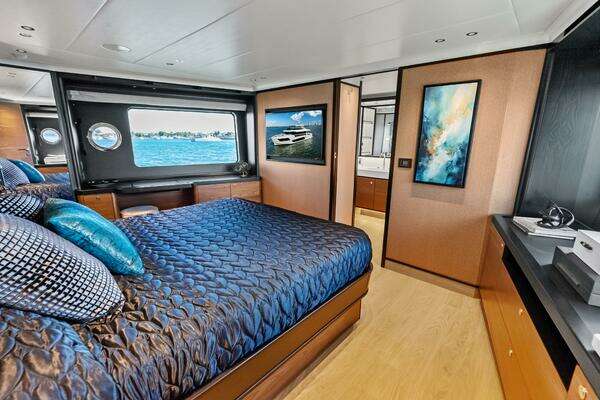 Absolute 75 Navetta Yacht For Sale