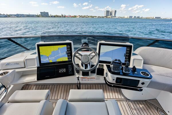 Fantasy Girl 75ft Absolute Yacht For Sale