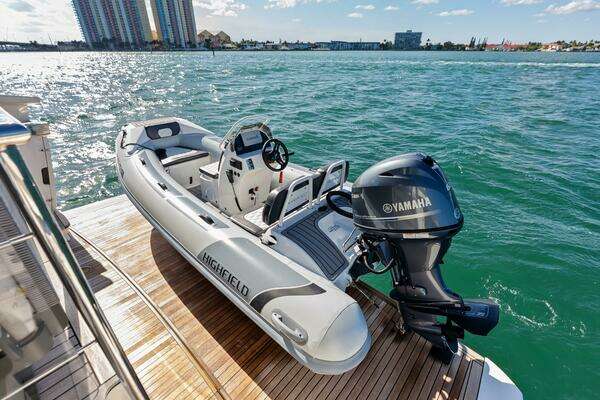 Absolute 75 Navetta Yacht For Sale