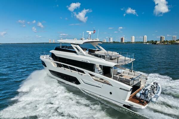 Fantasy Girl 75ft Absolute Yacht For Sale